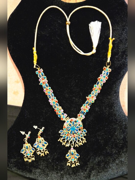 Deccan Jewlery Jewelry - Colorful Statement Necklace Gold Tone With Muliticolored Glass Gems